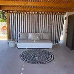 Sunny Klísmata